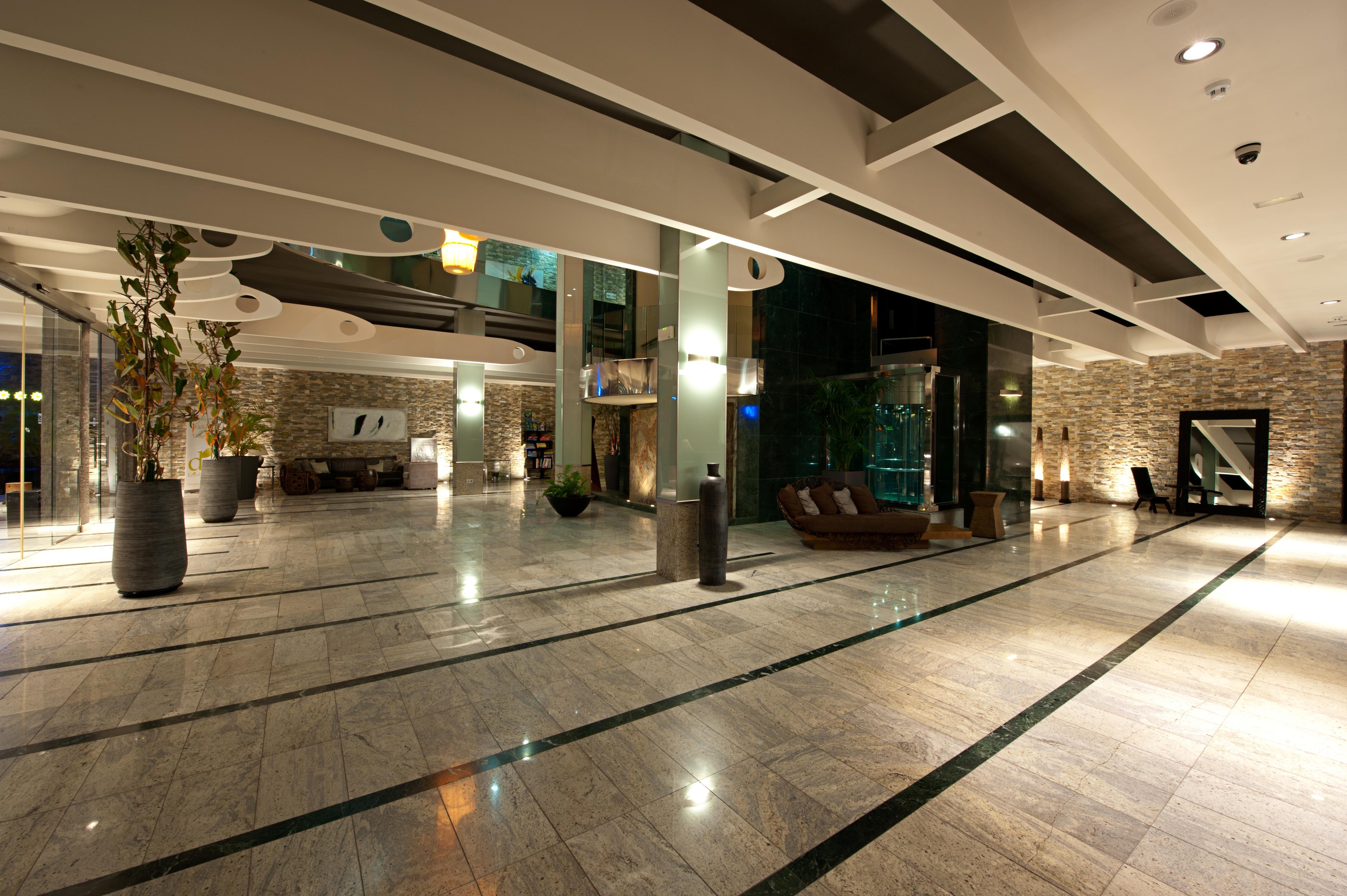 Hotel Livvo Valle Taurito & Aquapark Buitenkant foto
