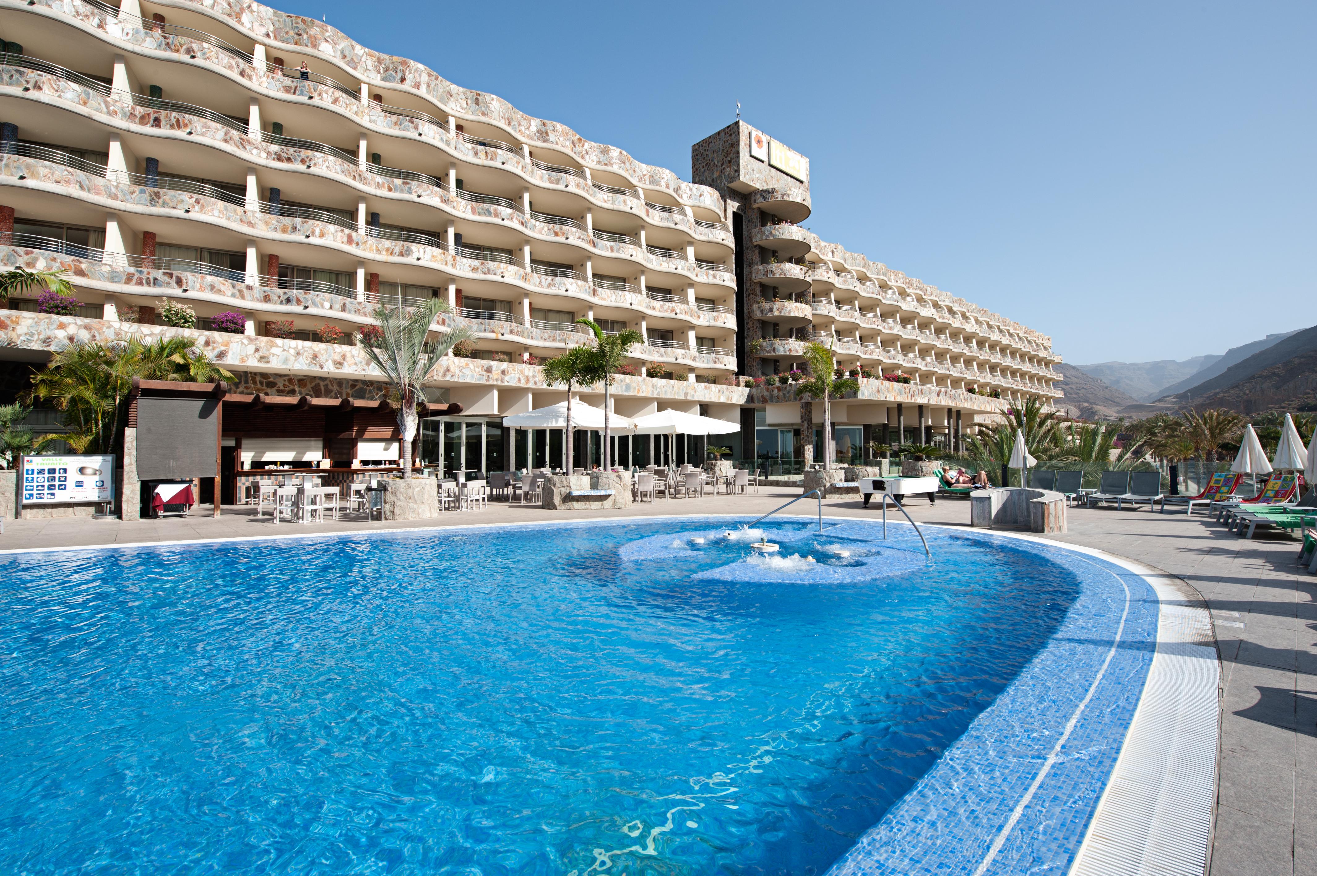 Hotel Livvo Valle Taurito & Aquapark Buitenkant foto
