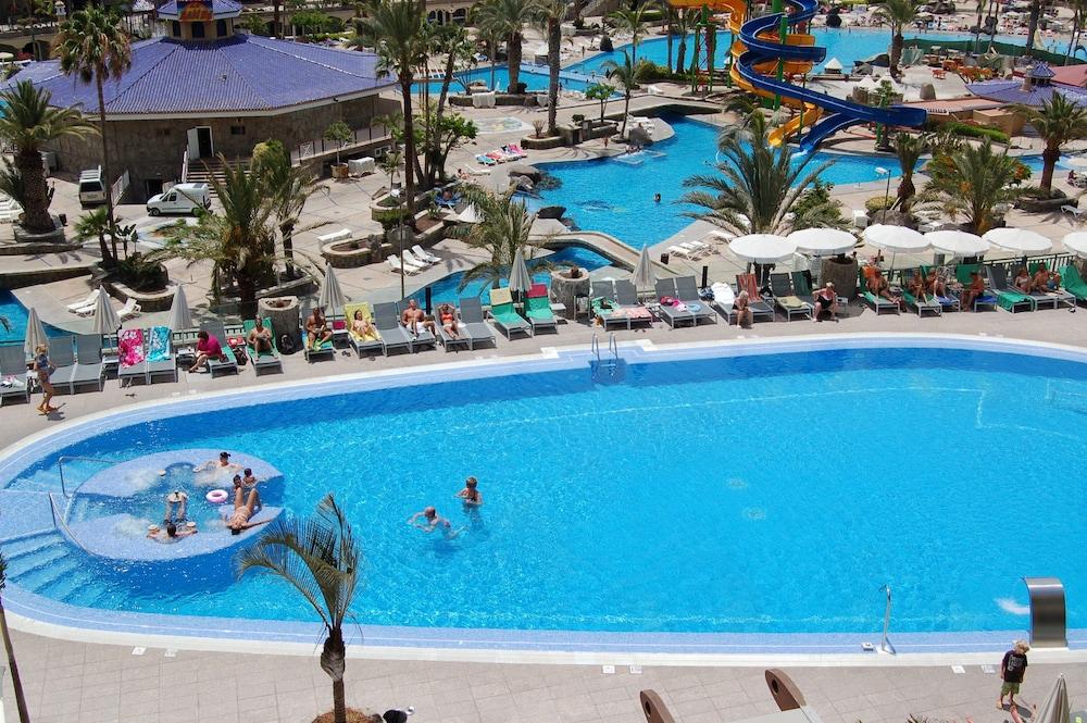 Hotel Livvo Valle Taurito & Aquapark Buitenkant foto