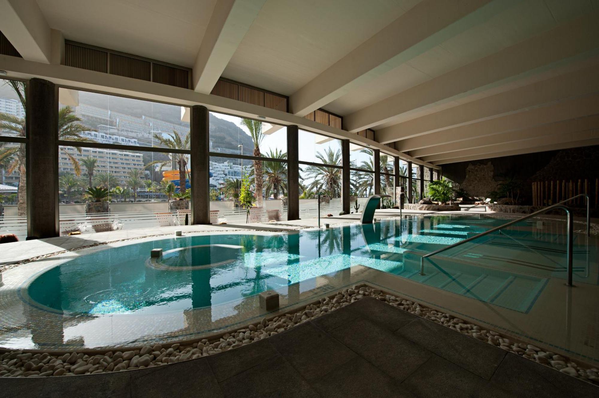 Hotel Livvo Valle Taurito & Aquapark Buitenkant foto